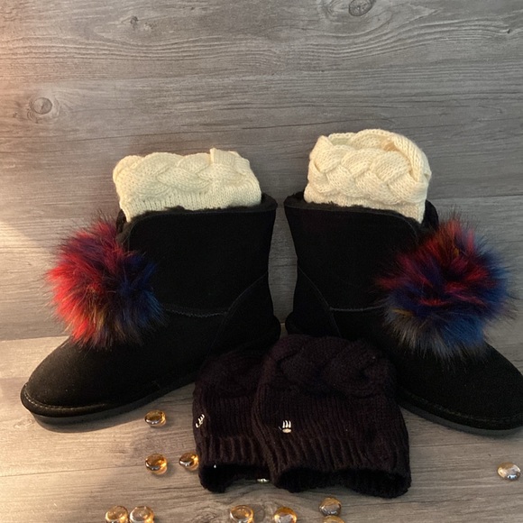 BEARPAW 2 Pair Boot Topper, Black, Ivory, One Size Fits Most - Picture 7 of 8